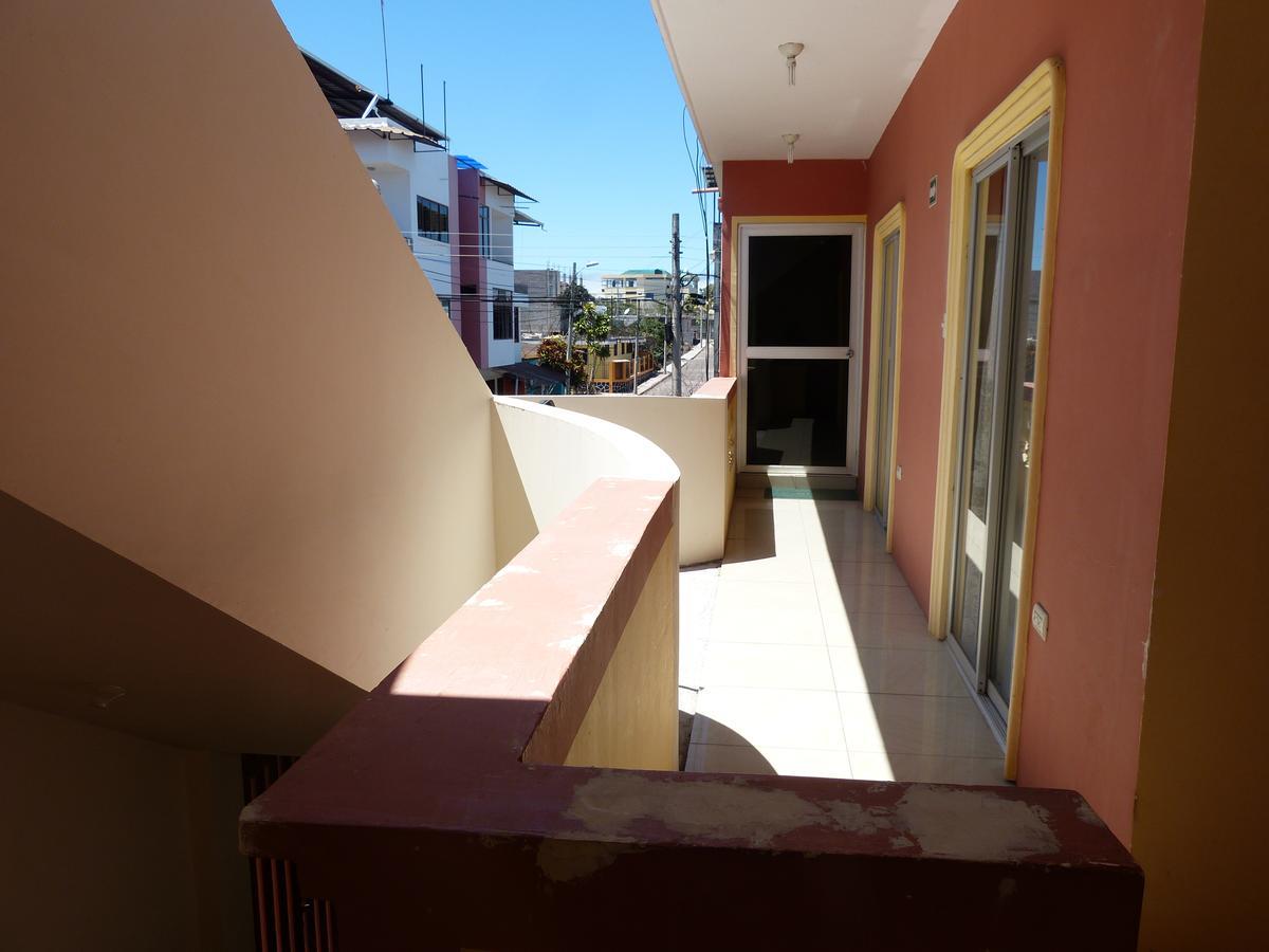 Hostal Terito Puerto Baquerizo Moreno Exteriör bild